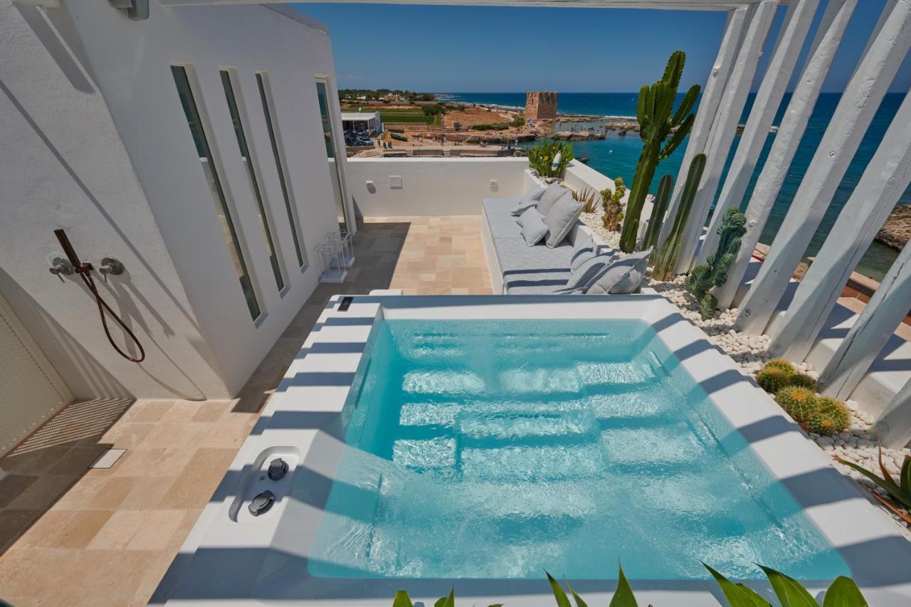 Musae Al Mare Polignano a Mare Bagian luar foto